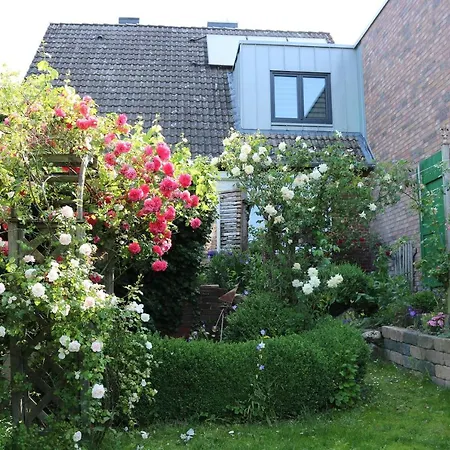 Im Schnuckenbau, Holiday home *